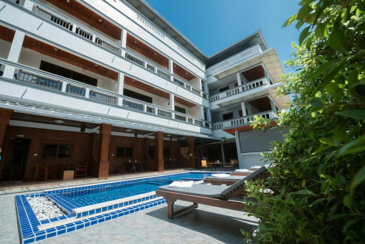 Coconut Grove Samui Hotel Chaweng Beach
