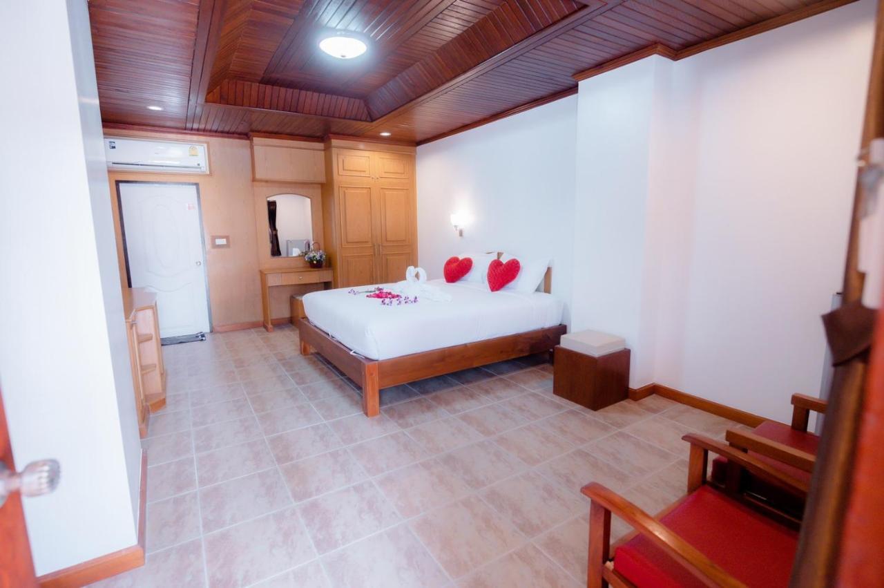 Coconut Grove Samui 3*